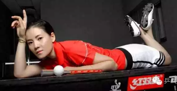 打乒乓球的妹子都是棒棒嗒！