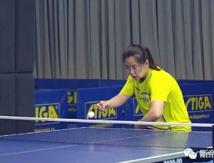 （鄒陽教學(xué)）直拍橫打最常用技術(shù)，反手拉下旋球，掌握好“順序”你就能打好