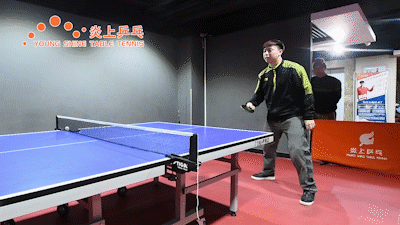 側(cè)旋發(fā)球怎么接？關(guān)鍵點(diǎn)只有這4個(gè)字！