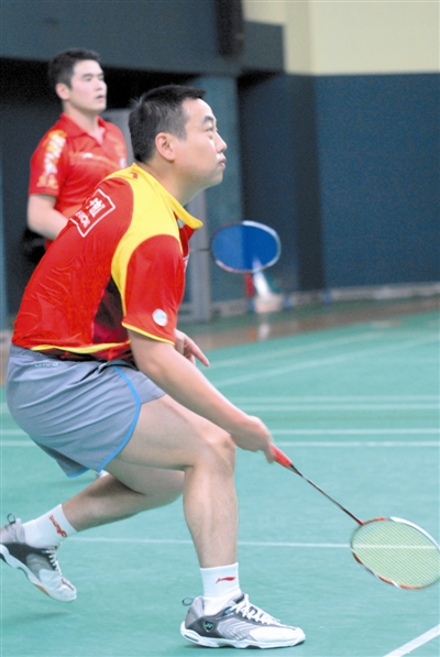 國羽訓練劉國梁玩雙打 配對劉國正占冠軍運氣（圖）