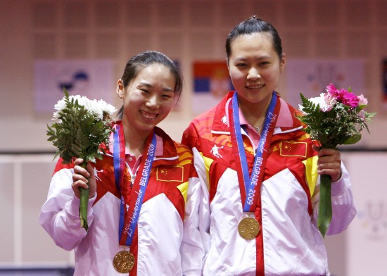 圖文-大運會乒乓球10日賽況 蔡姍姍/戴寧陽領獎