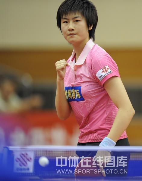 圖文-[乒超第15輪]山東3-2北京 丁寧慶祝得分