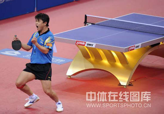 圖文-全運會乒球男單王皓奪冠 奪冠一刻激動人心