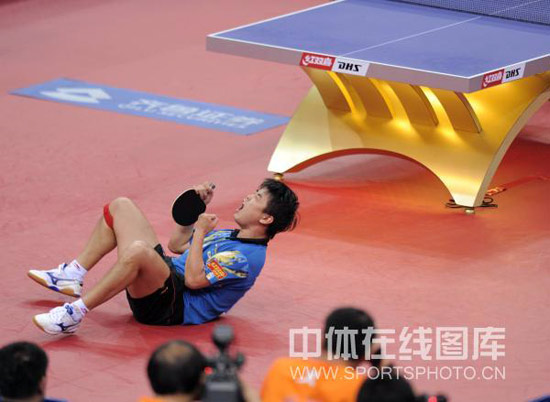 圖文-全運會乒球男單王皓奪冠 激情就要充分釋放