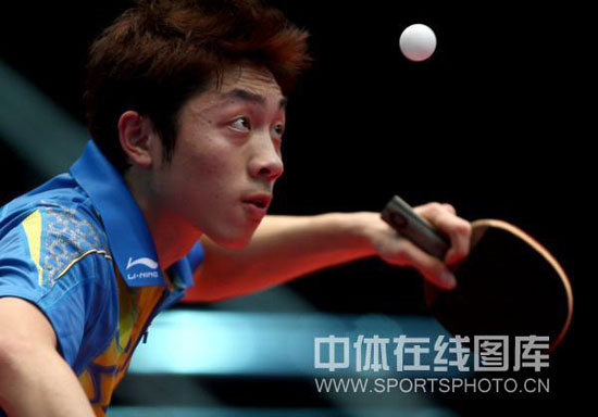 圖文-許昕4比2勝張繼科男單封王 許昕眼里只有它