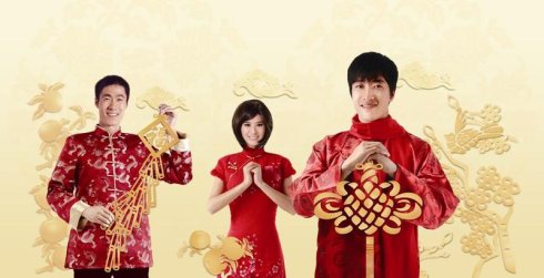 劉翔王勵勤與尚雯婕拜年照&nbsp;新的一年紅紅火火