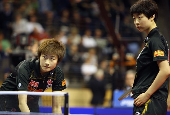 圖文-德國乒球公開賽 丁寧/李曉丹失利后沮喪