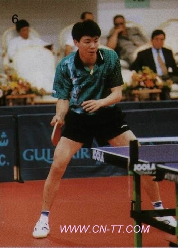 澎龍正手連續(xù)攻技術圖解