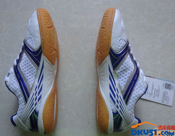 優(yōu)拉納米王子乒乓球戰(zhàn)靴試穿體會(huì)報(bào)告