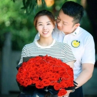 國(guó)乒女將被求婚，成功男友單膝下跪，身體顯富態(tài)，否認(rèn)懷孕！