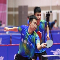 王楚欽一天“四分”，山東“德比”魯能險(xiǎn)勝，上海地產(chǎn)保持不敗 | 乒超男團(tuán) 