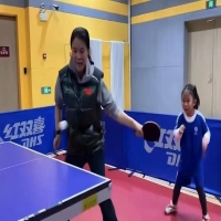 王楠累到喘氣，佩服女兒狠勁：狂練3小時