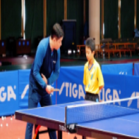 大球時代，反手拉下旋引拍靠收肚子，發(fā)力靠頂肚子