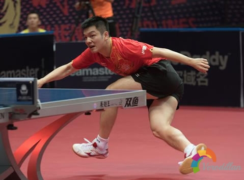 若何應對怪異反膠選手,掌握好接發球第一板是要害