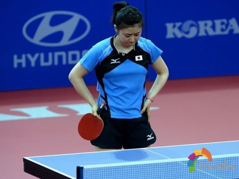 打乒乓球經常磕碰拍子是什么緣故原由