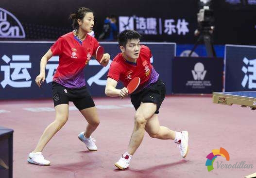 淺談削球后迎前挑打臺內短球手藝要點