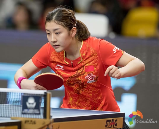 直拍正膠快攻訓練方式[乒球訓練課堂]