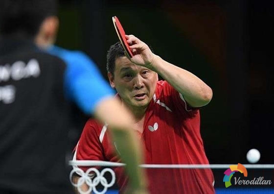 乒乓球長膠正手刮球動作要領解碼