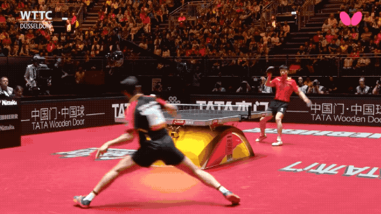 蝴蝶普碳、林高遠ALC、蝴蝶王VIS三款乒乓球底板試打?qū)Ρ? class=