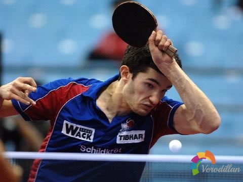 業(yè)余乒乓球選手若何提高接發(fā)球手藝