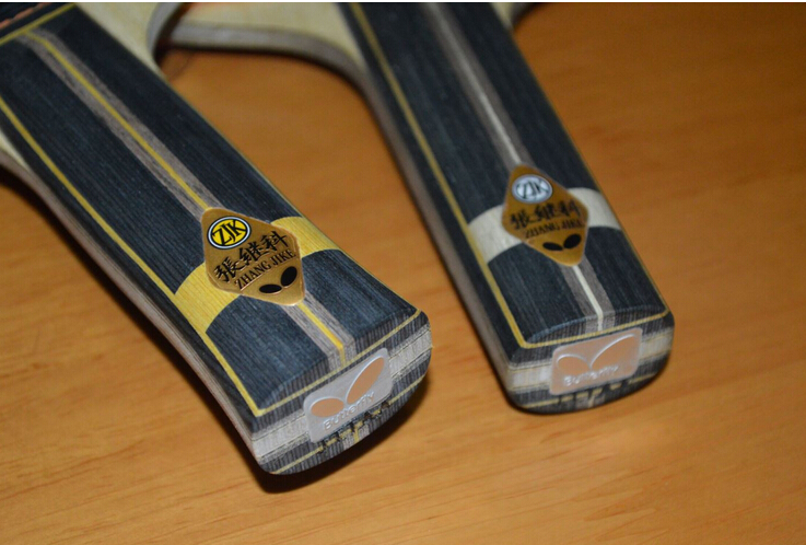 蝴蝶張繼科zlc和張繼科SZLC乒乓球拍底板試打?qū)Ρ? class=