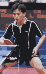 橫拍反手撥球技術(shù)動作