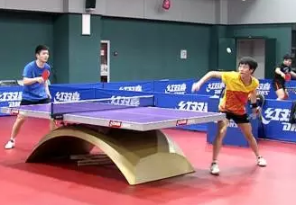 林高遠(yuǎn)對(duì)練樊振東，優(yōu)雅挑戰(zhàn)剛猛，他倆能打成雙子星嗎？