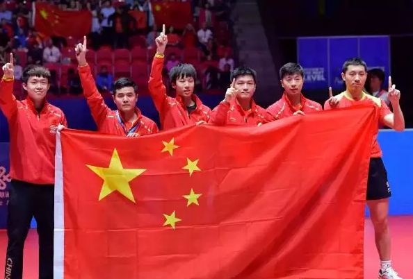 霸氣！中國(guó)男團(tuán)世乒賽豪取九連冠！決賽視頻回顧~