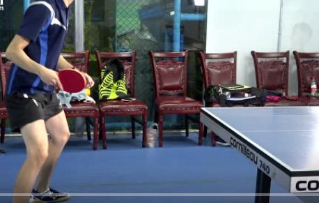 業(yè)余反手起下旋毛病這里都說(shuō)到了，來(lái)看看說(shuō)的是不是你